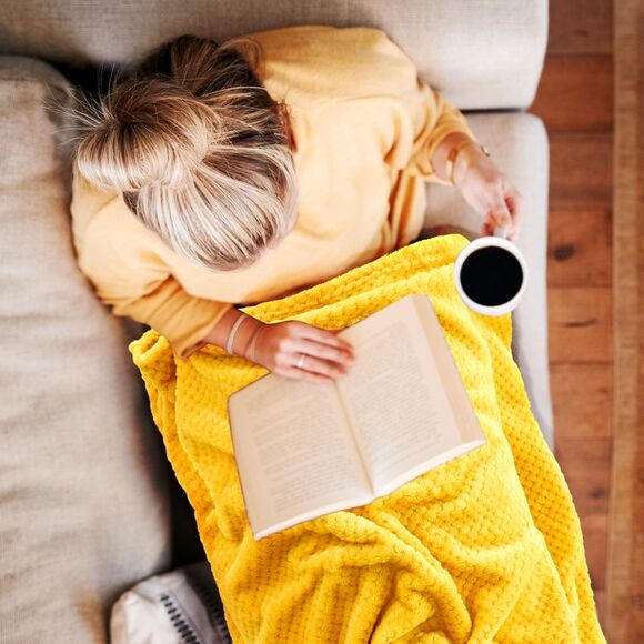 Flannel Fleece Bed Blankets Microfiber 330GSM 90"x90" Yellow - Picture 4 of 6